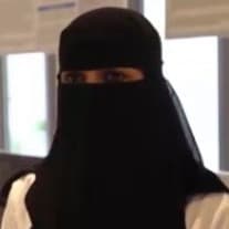 دكتورة سعودية